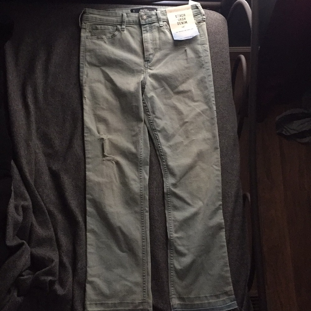NWT hollister high rise cropped skinny jeans - Picture 3 of 4
